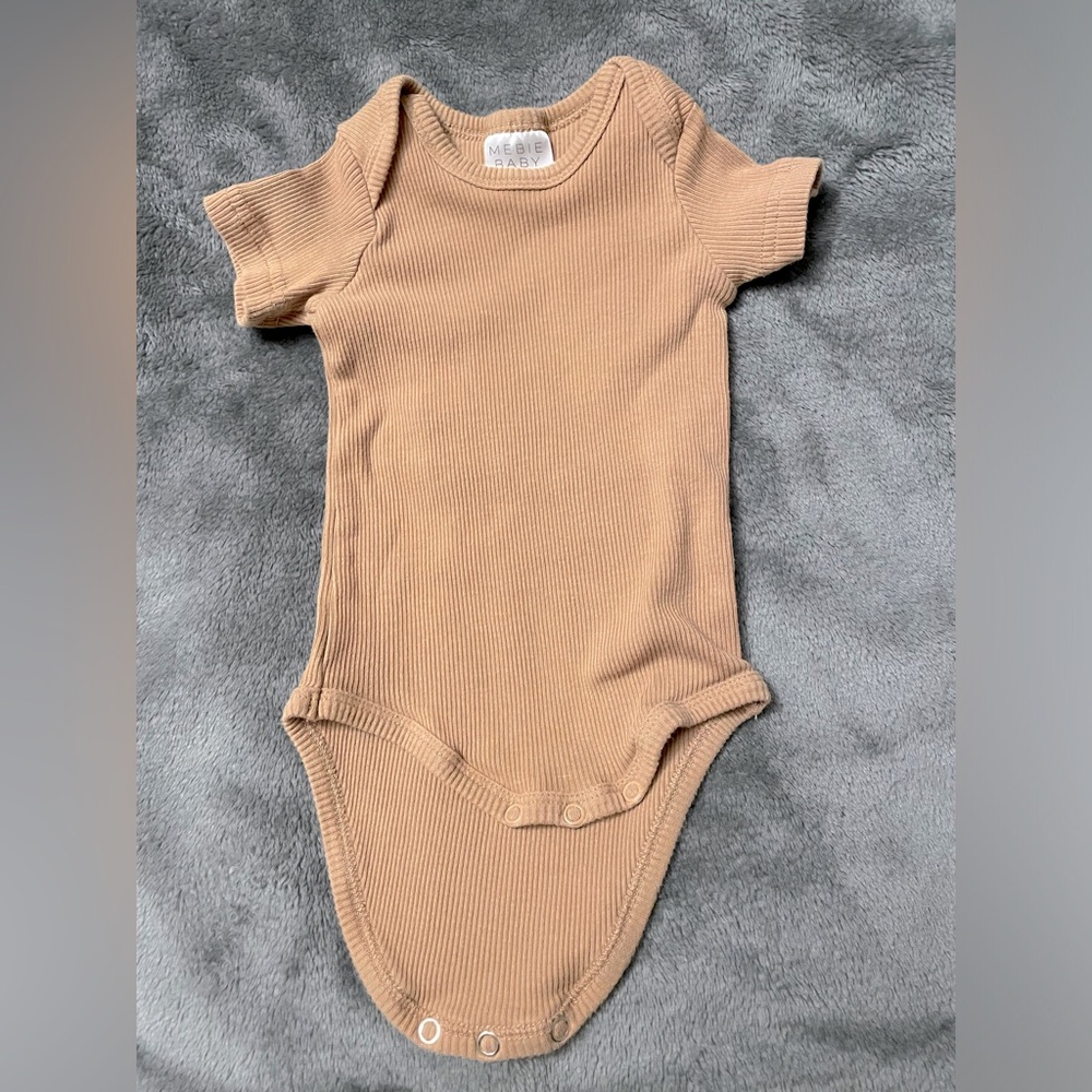 Mebie Baby short sleeve organic cotton snap bodysuit 3-6 months